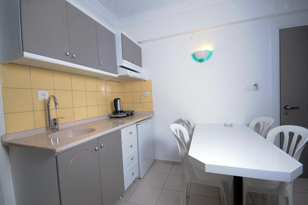 Club Kocer Apartments Мармарис Экстерьер фото